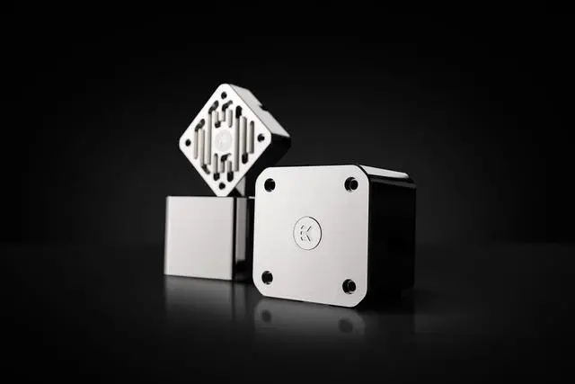 Alt view image 4 of 5 - EKWB Quantum Convection D5 - Nickel