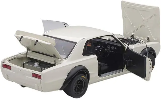 Alt view image 2 of 5 - 1972 Nissan Skyline GT-R (KPGC-10) Racing White "Millennium" 1/18 Diecast Model Car by Autoart