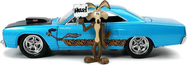 Alt view image 2 of 4 - 1970 Plymouth 440-6BBL RoadRunner Light Blue Met. & Wile E. Coyote Diecast Figure "Looney Tunes" 1/24 Diecast Model Car by Jada