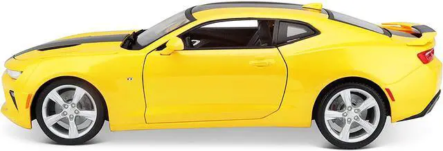 Alt view image 3 of 5 - 2016 Chevrolet Camaro SS Yellow 1/18 Diecast Model Car by Maisto
