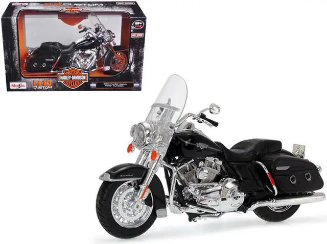 Main image of 2013 Harley Davidson FLHRC Road King Classic Black 1/12 Diecast Motorcycle Model by Maisto