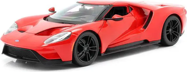 Main image of 2017 Ford GT Red with Black Wheels "Special Edition" 1/18 Diecast Model Car by Maisto