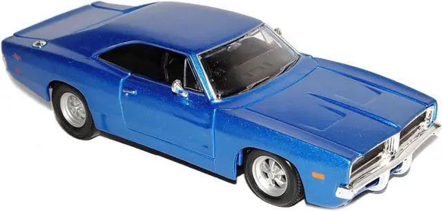 Alt view image 3 of 8 - Maisto 31256bl 1969 Dodge Charger R & T Hemi Blue 1-25 Diecast Model Car