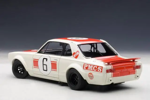 Alt view image 2 of 4 - Nissan Skyline GT-R (KPGC10) Racing 1971 Kunimitsu Takahashi #6 Japan GP Winner 1/18 Diecast Model Car by Autoart