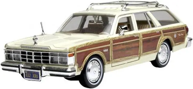 Alt view image 2 of 3 - 1979 Chrysler Lebaron Town & Country Cream 1/24 Diecast Model Car by Motormax
