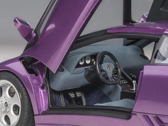 Alt view image 9 of 14 - Lamborghini Diablo SE30 Viola Purple Metallic 1/18 Model Car by Autoart