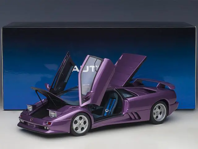 Alt view image 11 of 14 - Lamborghini Diablo SE30 Viola Purple Metallic 1/18 Model Car by Autoart