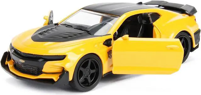 Alt view image 4 of 8 - 2016 Chevrolet Camaro Yellow Bumblebee with Robot on Chassis "Transformers: The Last Knight" (2017) Movie 1/32 Diecast Model Car by Jada