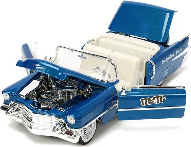 Alt view image 8 of 16 - 1956 Cadillac Eldorado Convertible Blue Metallic with Cream Interior "Stay Classy" and Blue M&M Diecast Figure "M&M's" "Hollywood Rides" Series 1/24 Diecast Model Car by Jada