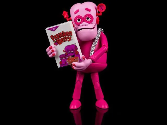 Alt view image 4 of 7 - Franken Berry 6.25" Moveable Figurine with Alternate Head and Cereal Box "General Mills" 1/12 Scale by Jada