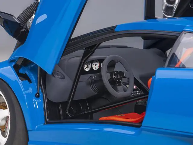 Alt view image 5 of 9 - Lamborghini Diablo SV-R Blu Le Mans Blue 1/18 Model Car by Autoart