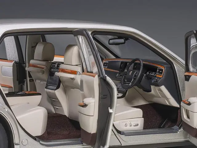 Alt view image 10 of 15 - Toyota Century with Curtains RHD (Right Hand Drive) Silver Special Edition 1/18 Model Car by Autoart