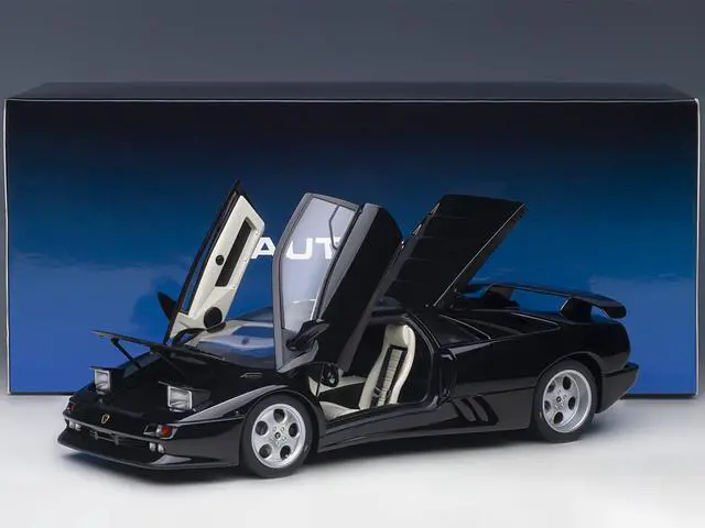 Alt view image 10 of 13 - Lamborghini Diablo SE30 Deep Black Metallic 1/18 Model Car by Autoart