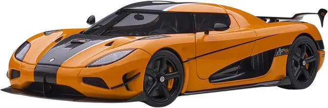 Alt view image 3 of 9 - 1976 Ford Gran Torino Red with White Stripe (Weathered Version) "Starsky and Hutch" (1975-1979) TV Series 1/24 Diecast Model Car by Greenlight