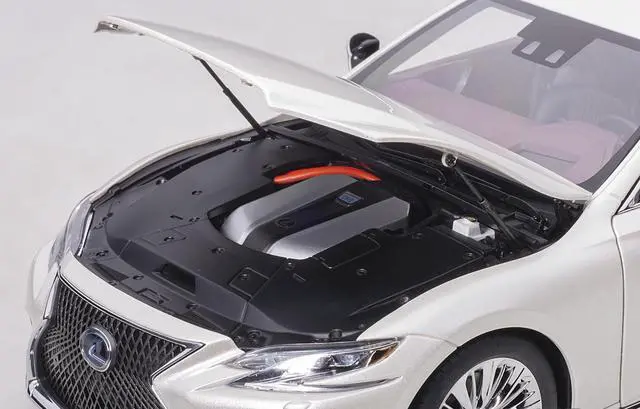 Alt view image 8 of 15 - Lexus LS500h Sonic White Metallic with Crimson and Black Interior 1/18 Model Car by Autoart