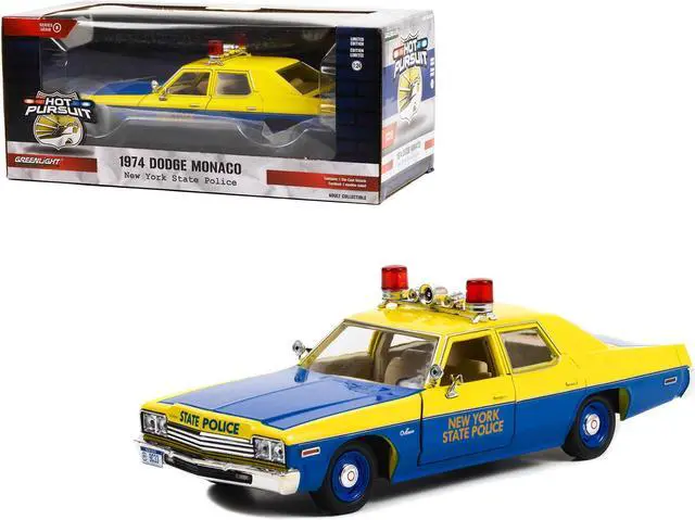 Alt view image 4 of 6 - 1974 Dodge Monaco Blue and Yellow "New York State Police" "Hot Pursuit" Series 1/24 Diecast Model Car by Greenlight