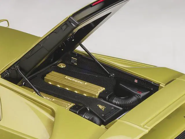Alt view image 9 of 13 - Lamborghini Diablo SE30 Giallo Spyder Yellow Metallic 1/18 Model Car by Autoart