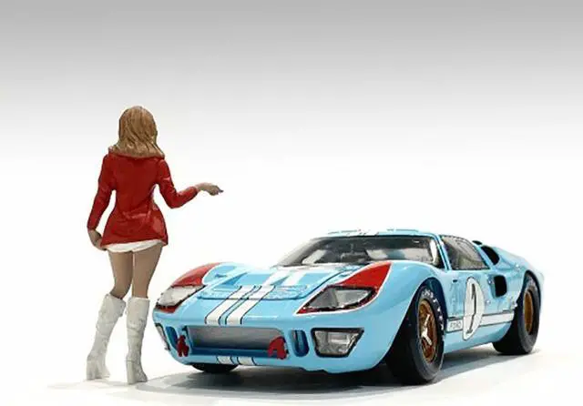 Alt view image 5 of 5 - "Race Day 2" Figurine V for 1/24 Scale Models by American Diorama