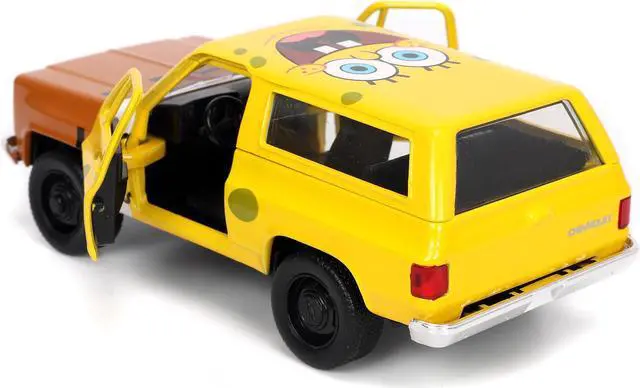Alt view image 6 of 8 - 1980 Chevrolet K5 Blazer with SpongeBob SquarePants Diecast Figurine "Hollywood Rides" Series 1/32 Diecast Model Car by Jada