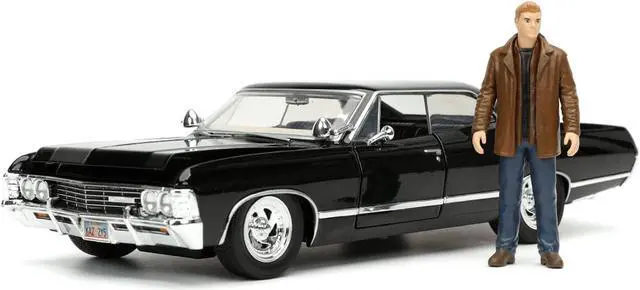 Alt view image 8 of 9 - 1967 Chevrolet Impala SS Sport Sedan Black and Dean Winchester Diecast Figurine "Supernatural" (2005-2020) TV Series "Hollywood Rides" Series 1/24 Diecast Model Car by Jada