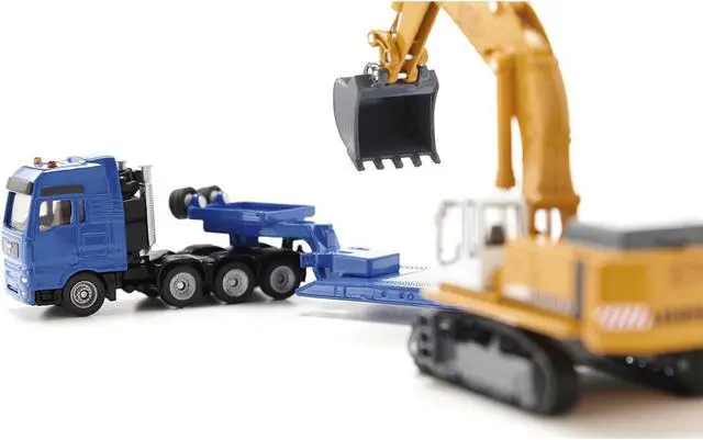 Alt view image 3 of 6 - Heavy Haulage Flatbed Transporter Blue and Liebherr 974 Litronic Excavator Yellow 1/87 (HO) Diecast Models by Siku
