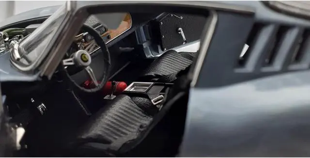 Alt view image 3 of 4 - Ferrari 275 GTB/C #55 Vincent Gaye "Spa Classic" (2012-2013) Limited Edition to 1000 pieces 1/18 Diecast Model Car by CMC