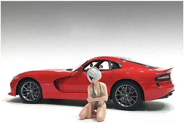 Alt view image 2 of 8 - "Cosplay Girls" Figure 5 for 1/18 Scale Models by American Diorama