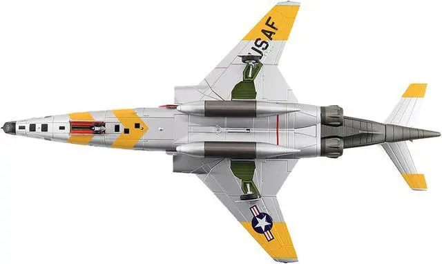 Alt view image 4 of 5 - McDonnell RF-101C Voodoo Fighter Aircraft "363rd TRW, Operation Sun Run" (1957) US Air Force 1/72 Diecast Model by Hobby Master
