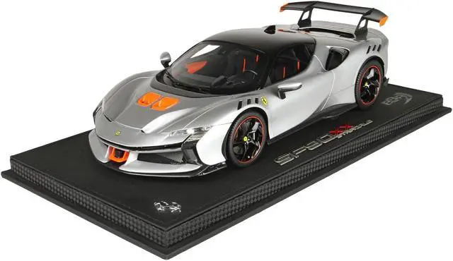 Alt view image 4 of 6 - Ferrari SF90 XX Stradale Bianco Artico/Artic White with Black Top with DISPLAY CASE Ltd Ed to 320 pieces 1/18 Model Car by BBR