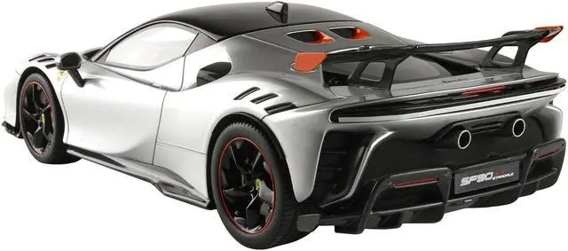 Alt view image 3 of 6 - Ferrari SF90 XX Stradale Bianco Artico/Artic White with Black Top with DISPLAY CASE Ltd Ed to 320 pieces 1/18 Model Car by BBR