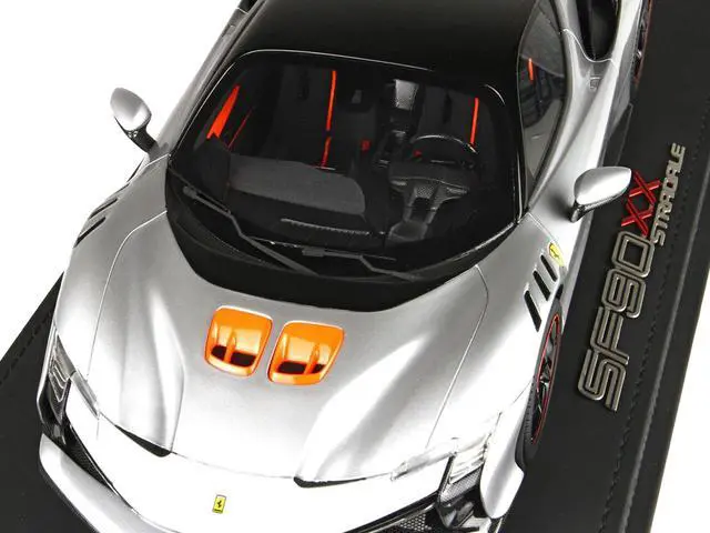 Alt view image 5 of 6 - Ferrari SF90 XX Stradale Bianco Artico/Artic White with Black Top with DISPLAY CASE Ltd Ed to 320 pieces 1/18 Model Car by BBR