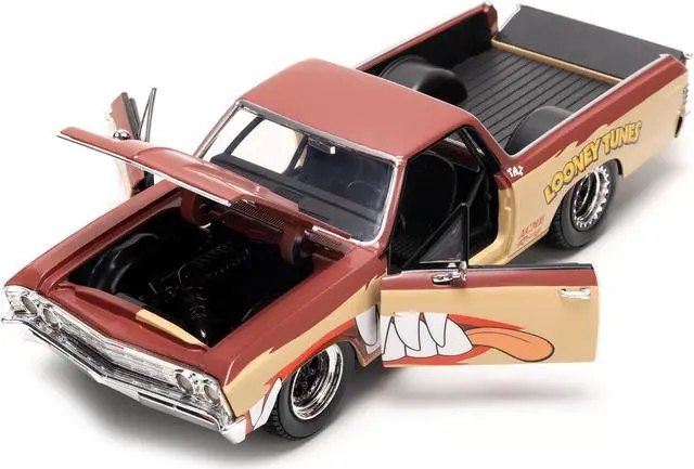 Alt view image 2 of 6 - 1967 Chevrolet El Camino Brown & Beige w/Graphics & Figure "Looney Tunes" "Hollywood Rides" 1/24 Diecast Model Car by Jada