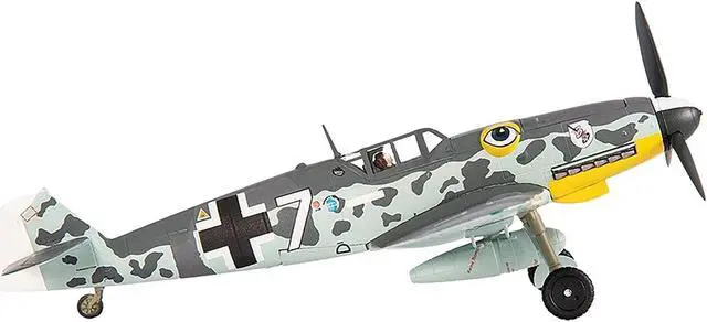 Alt view image 2 of 4 - Messerschmitt BF 109G-6 Fighter Aircraft "JG 51, Bulgaria" (1944) German Luftwaffe 1/72 Die Cast Model by JC Wings
