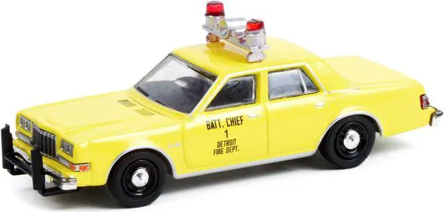 Alt view image 2 of 3 - 1982 Plymouth Gran Fury Yellow "Detroit Fire Dept Battalion Chief #1" (Michigan) 1/64 Diecast Model Car by Greenlight
