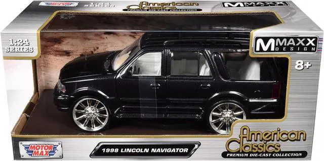 Main image of 1998 Lincoln Navigator Black Met w/White Interior "Maxx Design" "American Classics" Series 1/24 Diecast Model Car by Motormax