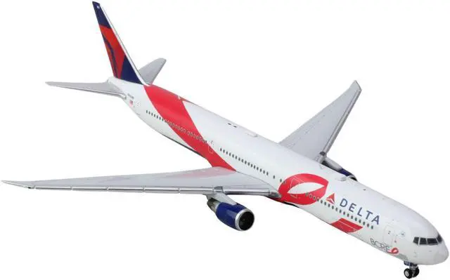 Alt view image 2 of 3 - Boeing 767-400ER Commercial Aircraft "Delta Air Lines" White w/Graphics & Red & Blue 1/400 Diecast Model Airplane by GeminiJets