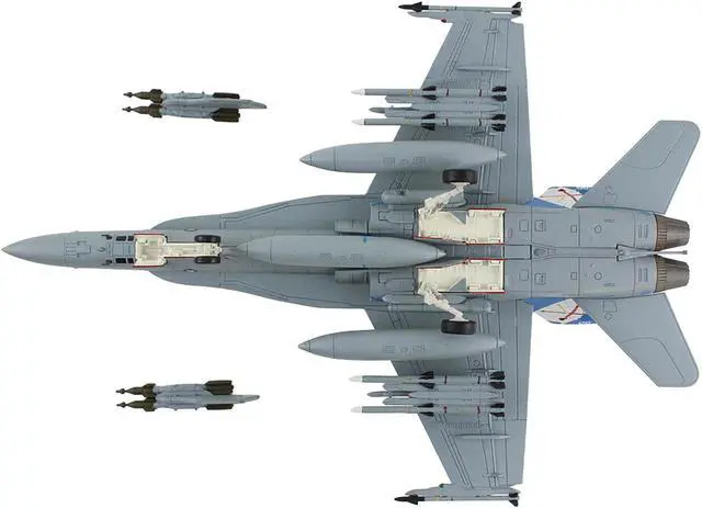 Alt view image 4 of 4 - McDonnell Douglas F/A-18C Hornet Aircraft "VMFA-122, Crusaders, Iwakuni AB" (2016) US Marines 1/72 Diecast Model by Hobby Master