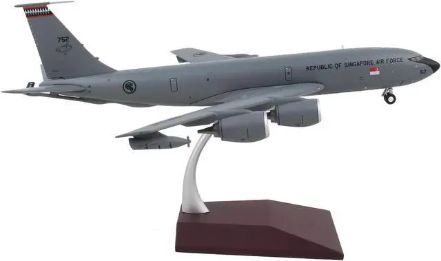 Alt view image 2 of 4 - Boeing KC-135R Stratotanker Tanker Aircraft "Republic of Singapore Air Force" Gray 1/200 Diecast Model Airplane by GeminiJets