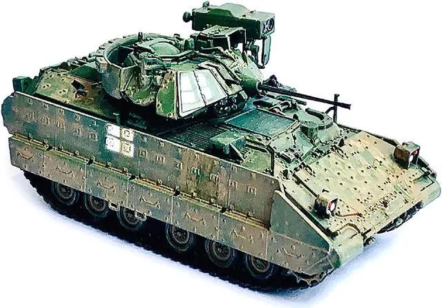 Alt view image 3 of 3 - Ukraine M2A2 ODS Light Tank Green Camouflage (Weathered) "NEO Dragon Armor" Series 1/72 Plastic Model by Dragon Models