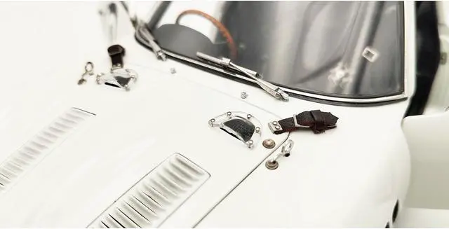 Alt view image 5 of 6 - Ferrari 250 GTO #10 Graham Hill 2nd Place "Tourist Trophy - Goodwood" (1962) Ltd Ed to 2200 pcs 1/18 Diecast Model Car by CMC