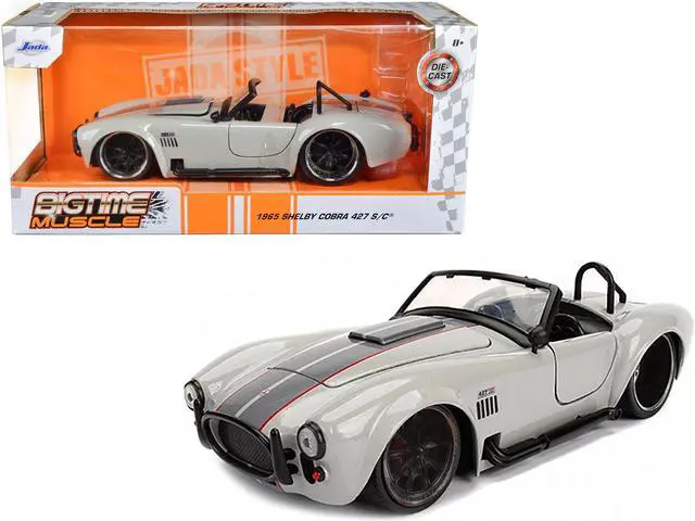 Main image of 1965 Shelby Cobra 427 S/C Grey 1/24 Diecast Model Car by Jada