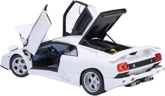 Alt view image 2 of 6 - Lamborghini Diablo SE30 Jota Impact White 1/18 Model Car by Autoart