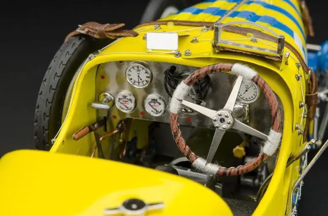 Alt view image 3 of 4 - Bugatti T35 #5 National Colour Project Grand Prix Sweden Ltd Ed to 500 pieces Worldwide 1/18 Diecast Model Car by CMC