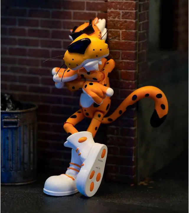 Alt view image 2 of 9 - Chester Cheetah 5.5" Figure with Accessories and Alternate Head and Hands "Cheetos Crunchy" model by Jada