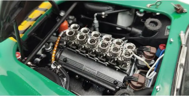 Alt view image 3 of 6 - Ferrari 250 GTO #153 David Piper - Dan Margulies "Tour de France" (1962) Limited Ed to 2200 pcs 1/18 Diecast Model Car by CMC