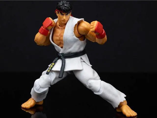 Alt view image 3 of 6 - Ryu 6" Moveable Figure w/Accessories and Alternate Head and Hands "Ultra Street Fighter II" (2017) Video Game model by Jada