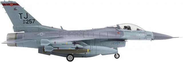 Alt view image 3 of 6 - Lockheed F-16C Fighting Falcon Fighter Aircraft United States Air Force "Air Power Series" 1/72 Diecast Model by Hobby Master