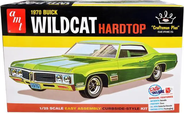 Main image of Skill 2 Model Kit 1970 Buick Wildcat Hardtop "Craftsman Plus" Series 1/25 Scale Model by AMT
