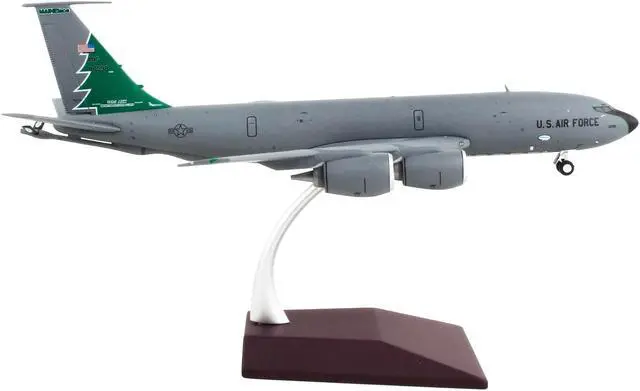 Alt view image 3 of 3 - Boeing KC-135R Stratotanker Tanker Aircraft "Maine Air National Guard" USAF 1/200 Diecast Model Airplane by GeminiJets