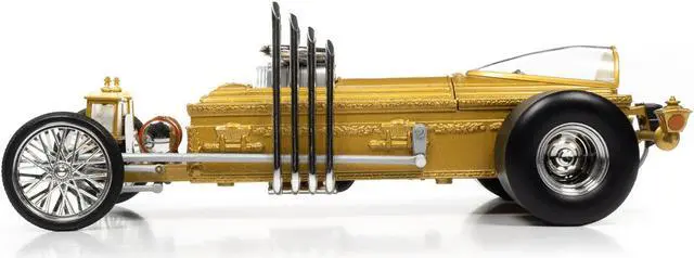 Alt view image 4 of 6 - George Barris' Drag-u-la Gold "The Munsters" (1964-1966) TV Series "Silver Screen Machines" 1/18 Diecast Model by Auto World